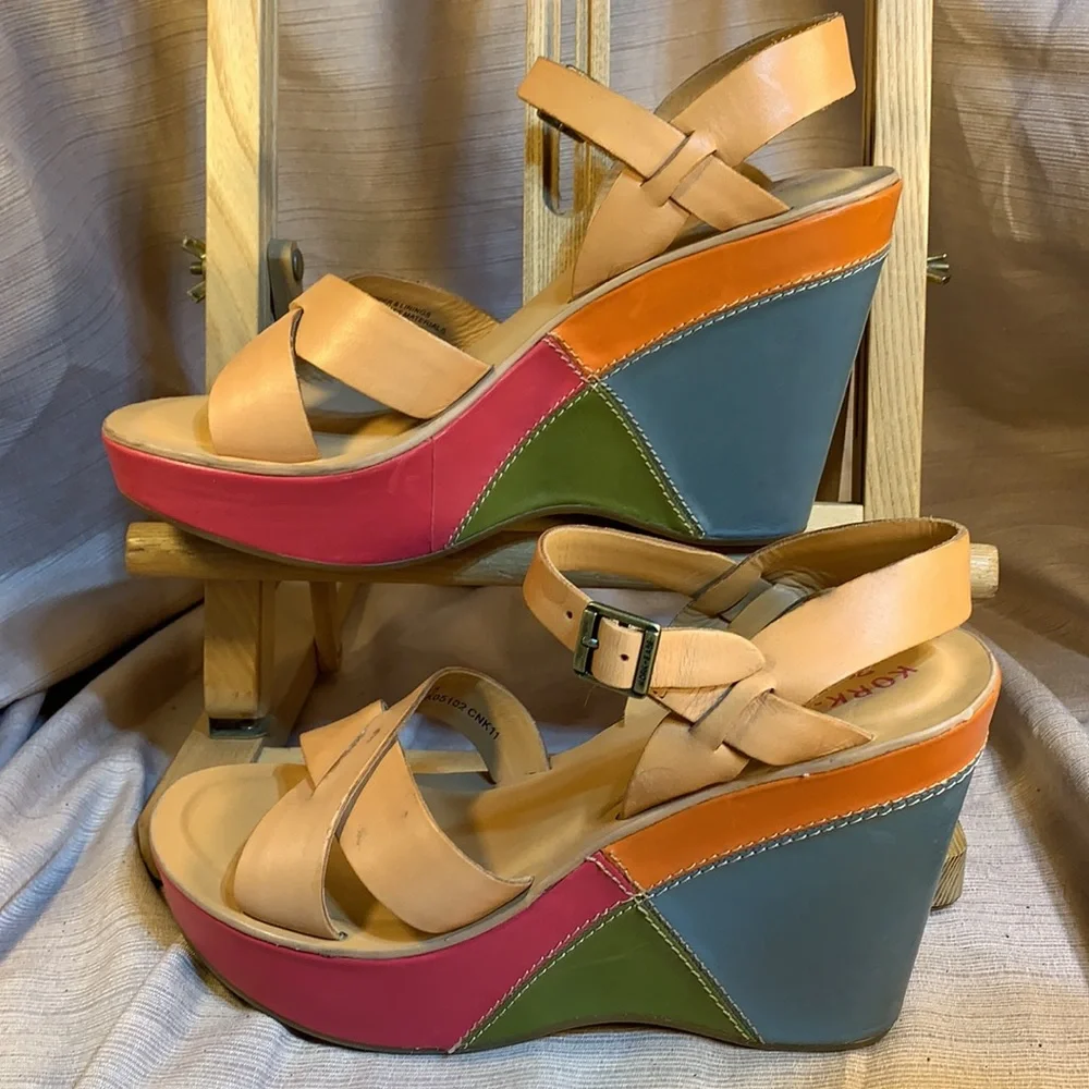 NWOT Kork-Ease leather color block wedges fun!
